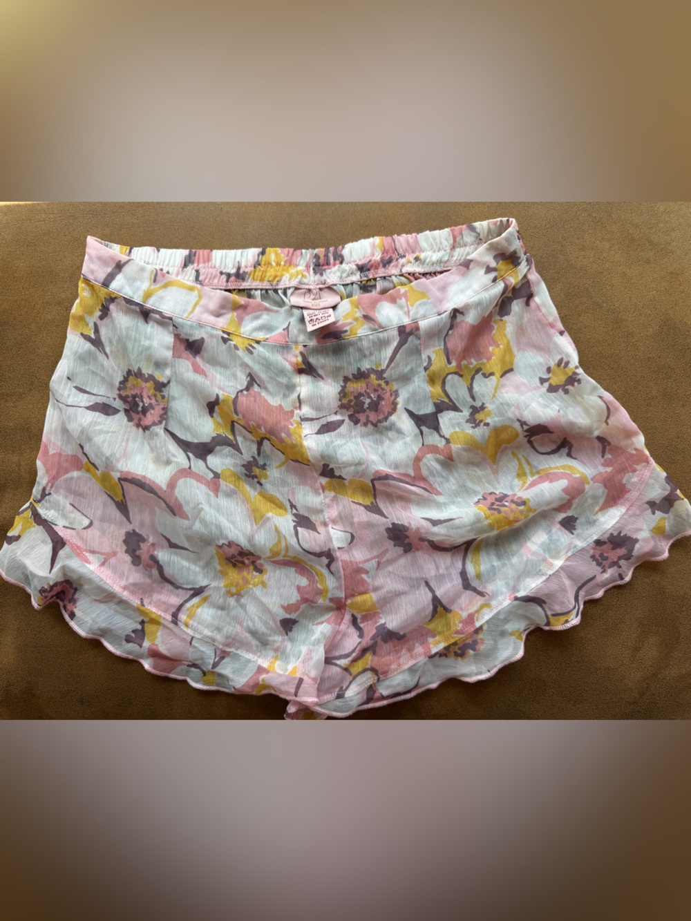 P2D Floral Beach Short in Pastel Pink, Yellow, Mint XS/S